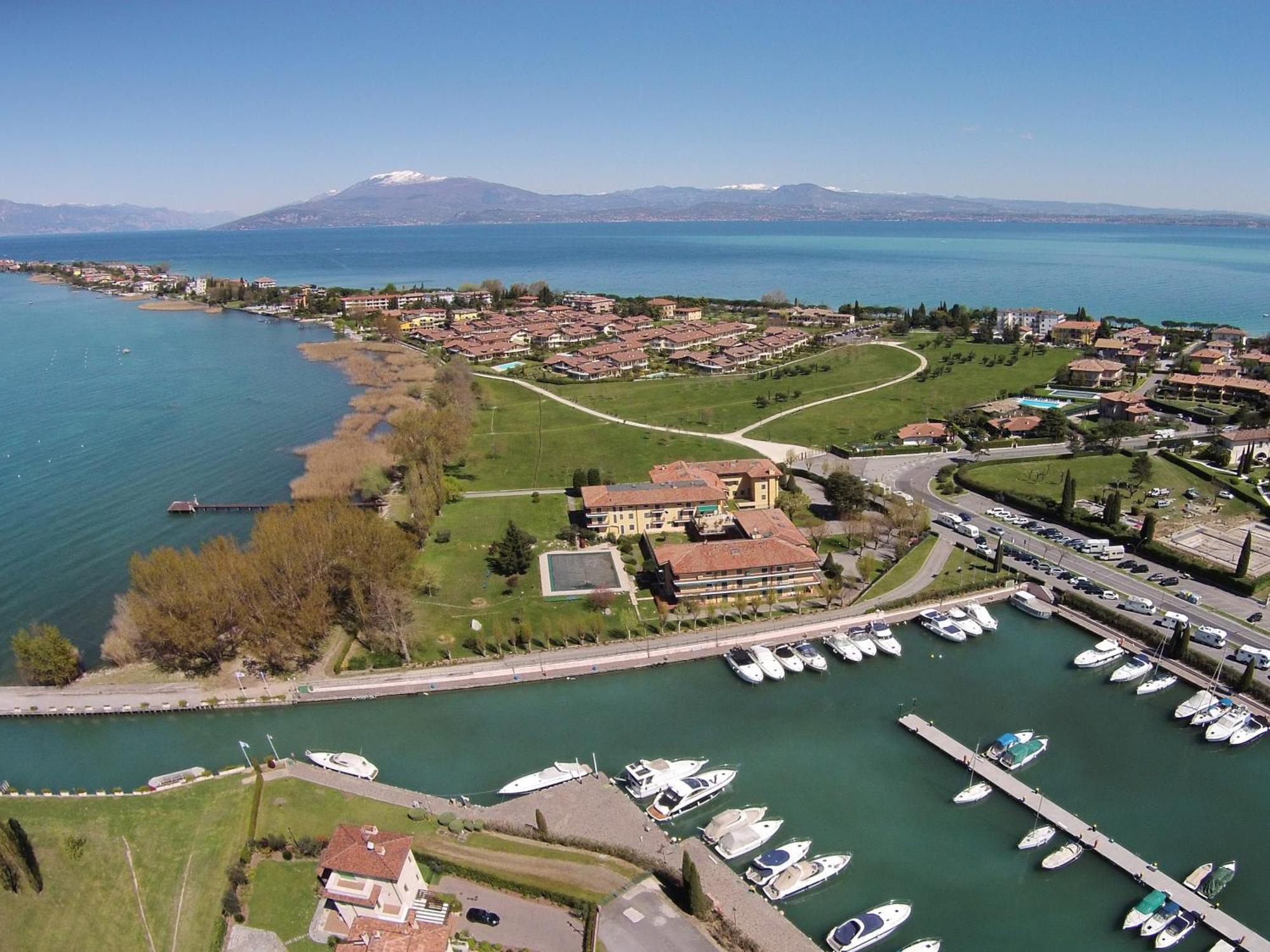 Resort Caesar C4 Sirmione - Gardagate Exterior foto